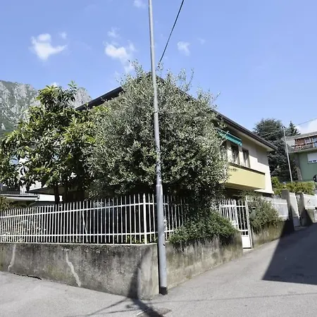 Anzio 9 Дом отдыха Лекко